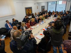 SLIKE SA SEDNICE GRUPACIJE SLOBODNE ZONE14 DECEMBAR 2018  PIROT